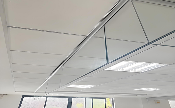 久治玻璃挡烟垂壁