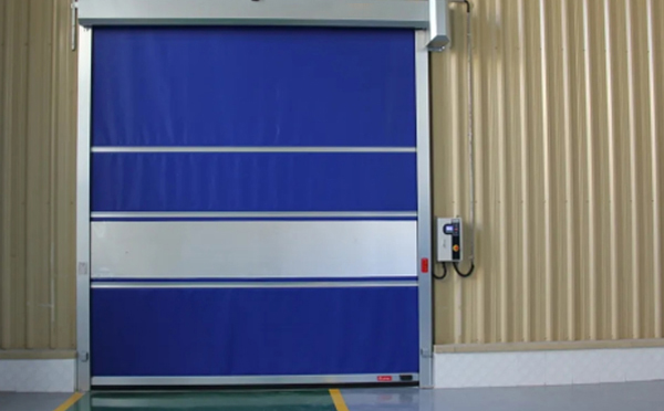 选择久治快速久治卷帘门时的注意事项