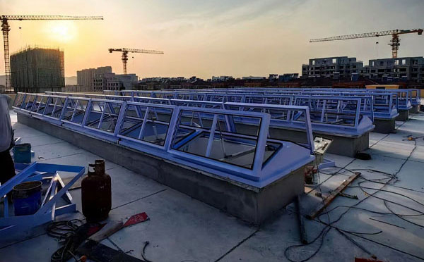 消防久治排烟窗怎么选择尺寸