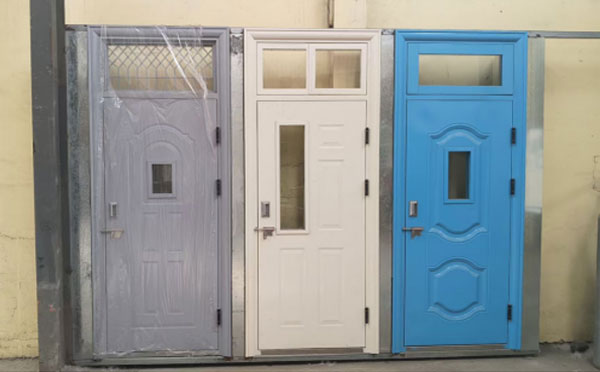 久治学校教室门