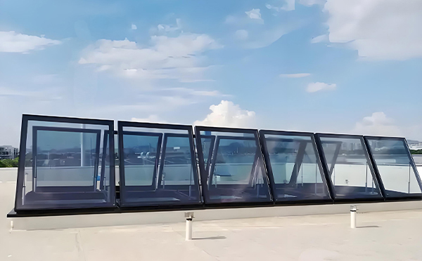 久治排烟窗有效面积计算方法与应用