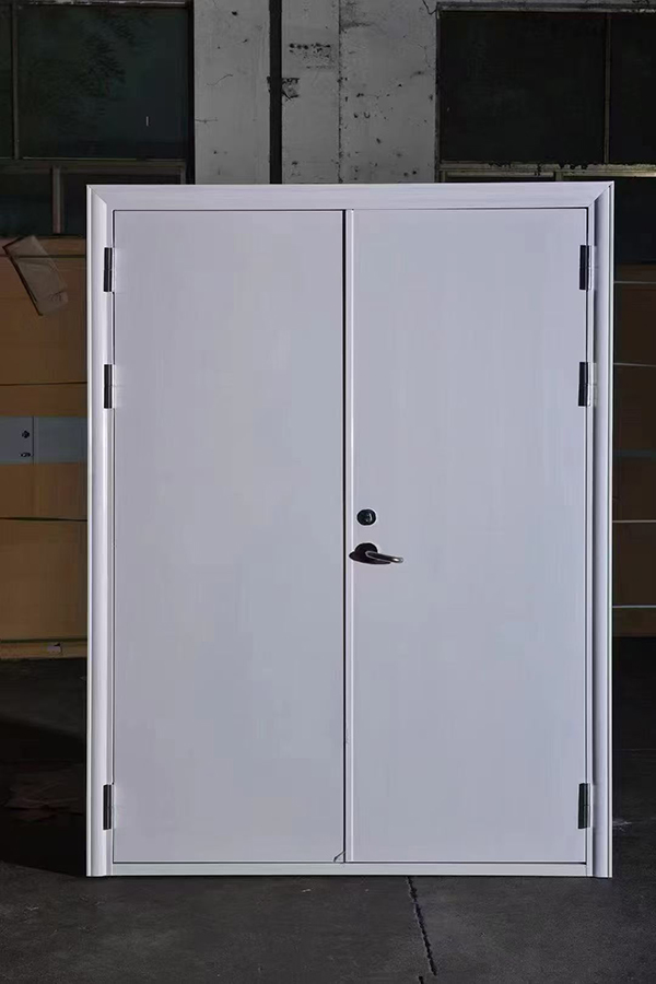 酒店项目完成公共区域久治防火门布设