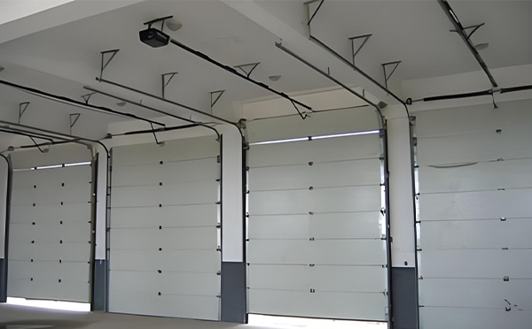 久治工业门定制需求升温——百安科技11月聚焦智能化与安全性能升级 久治工业门定制需求升温——百安科技11月聚焦智能化与安全性能升级